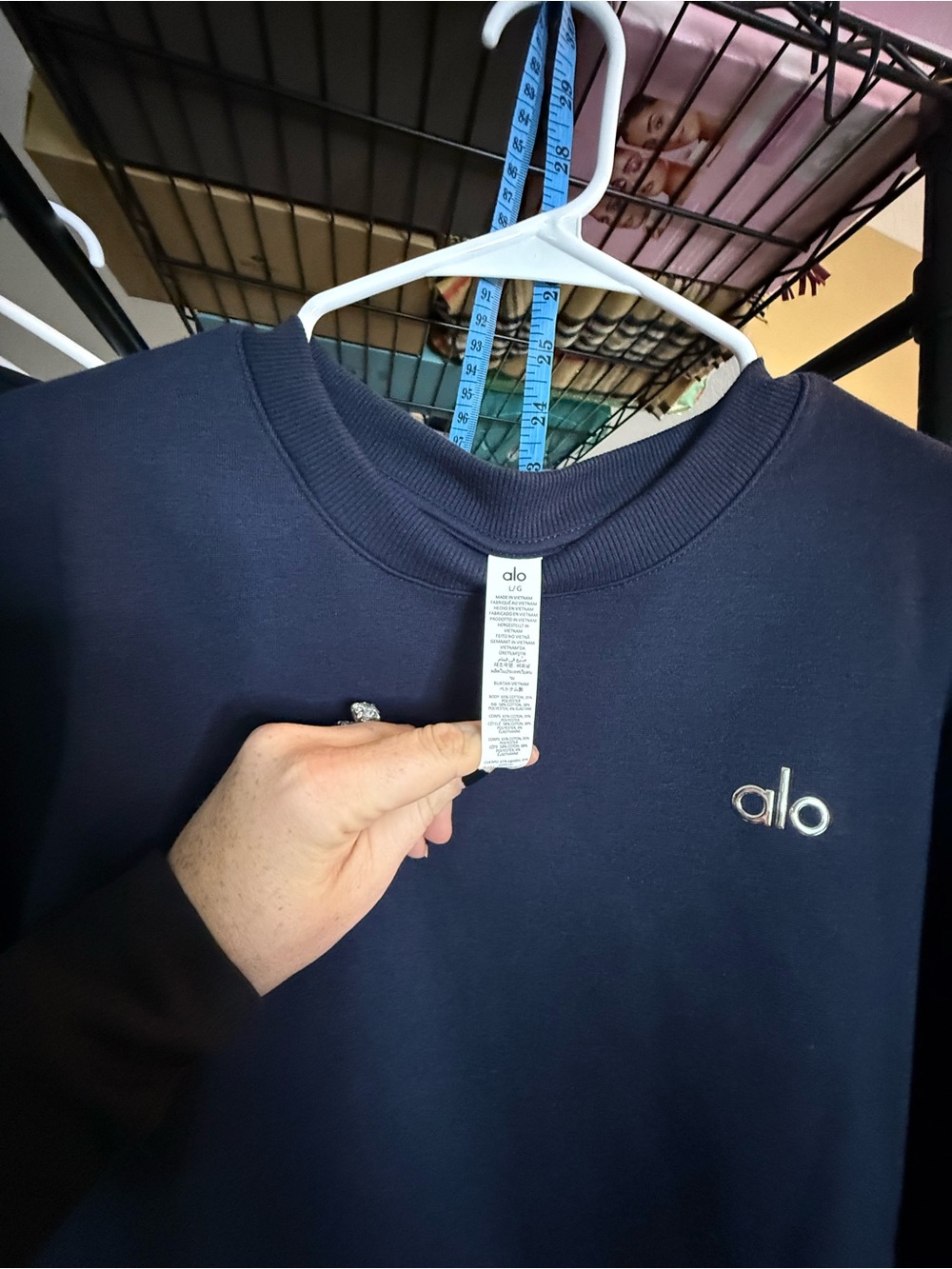 ALO Yoga Navy Oversized Crewneck Sweatshirt - Picture 3 of 4